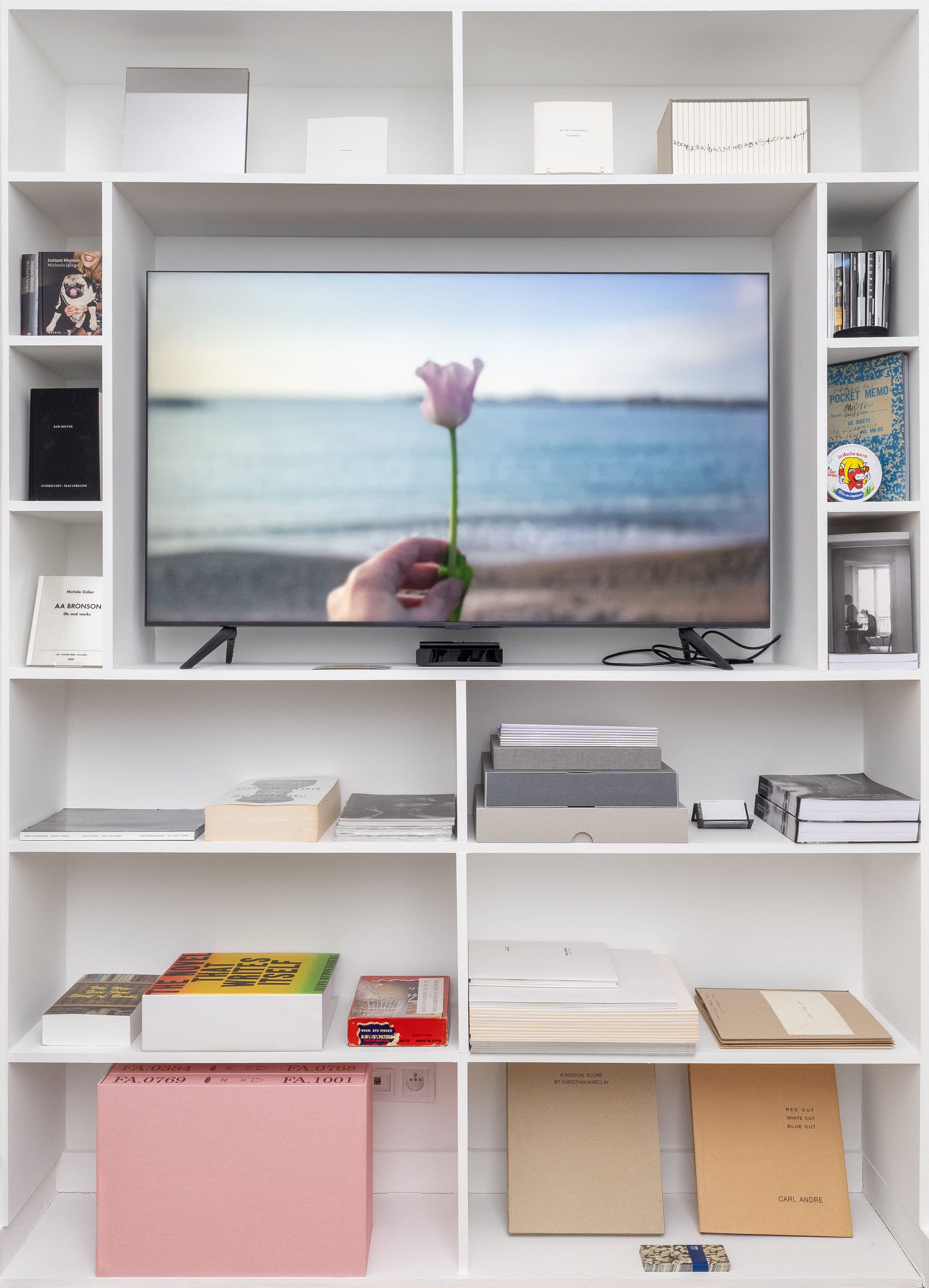 Isles of Dalia - Cari Gonzalez-Casanova